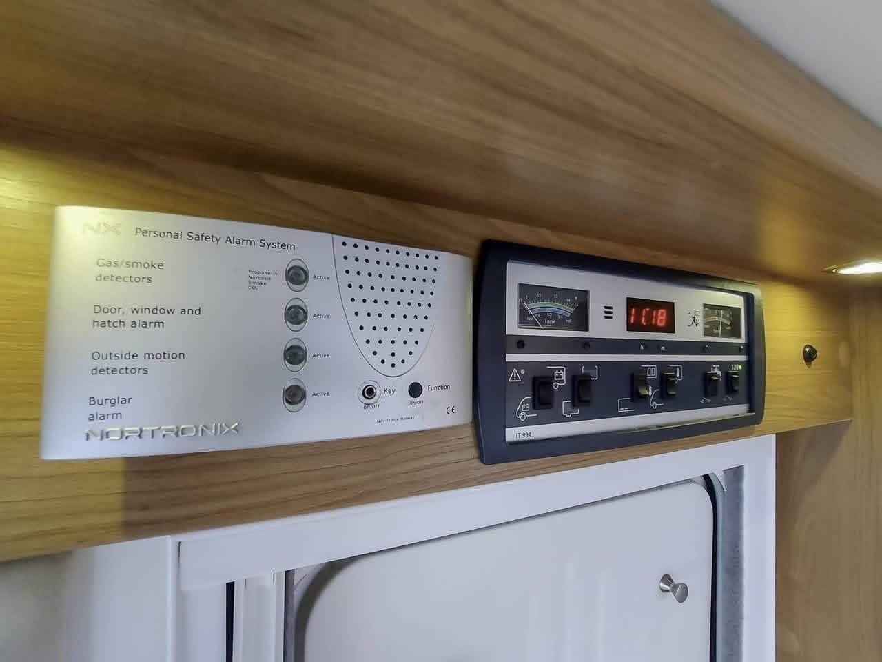 BURSTNER AVIANO I 727 3L - photo 12