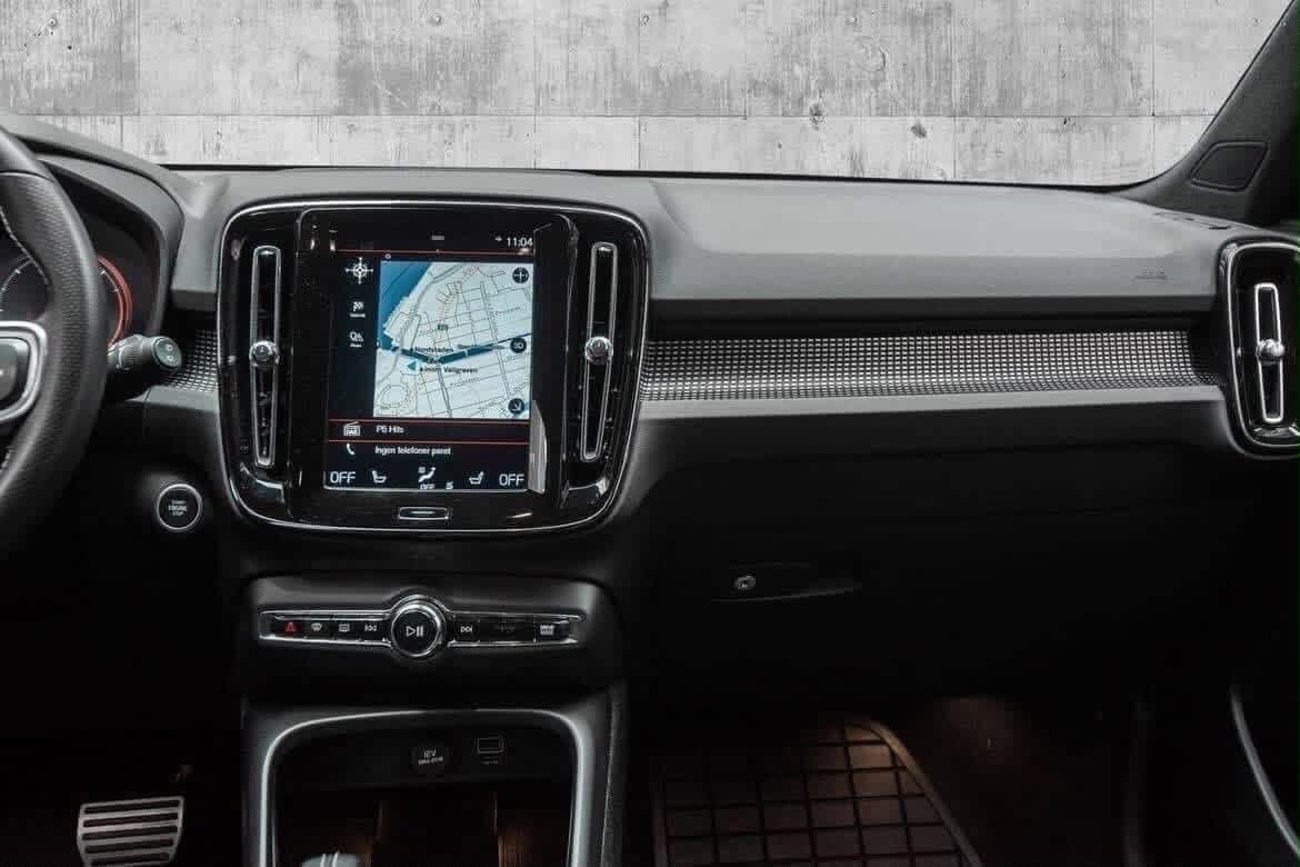 VOLVO XC40 - photo 7