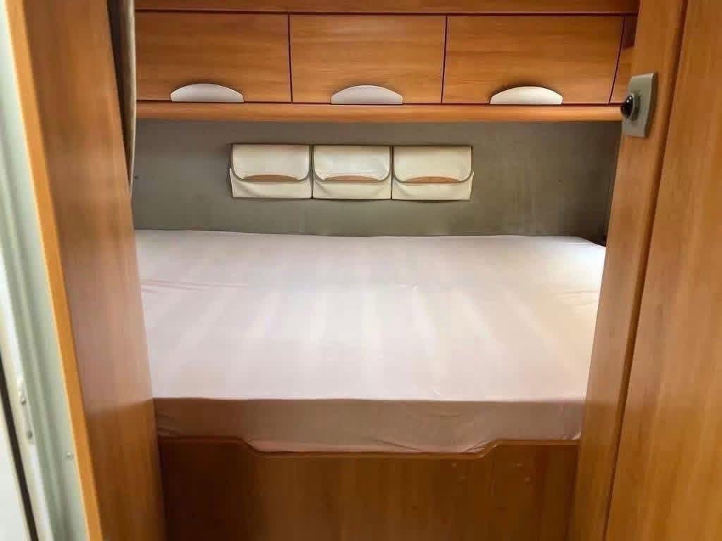 MERCEDES-BENZ HYMER STAR-LINE 700 - photo 3