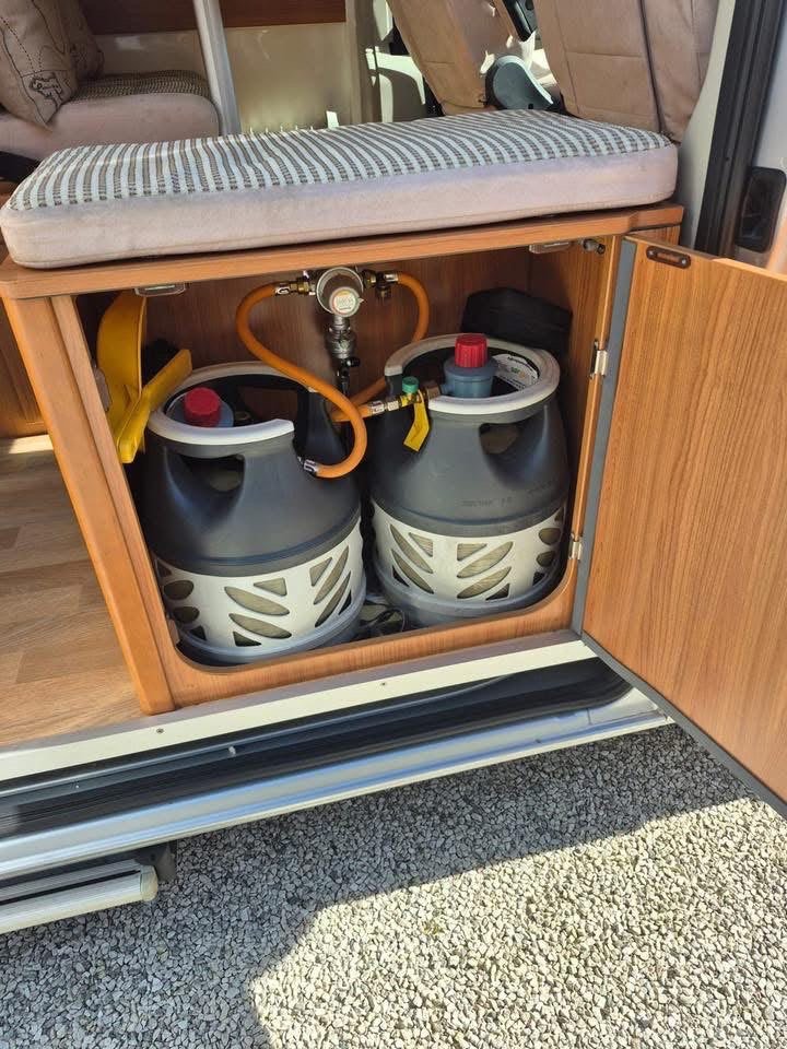 FOURGONNETTE RAPIDO V56F - photo 21