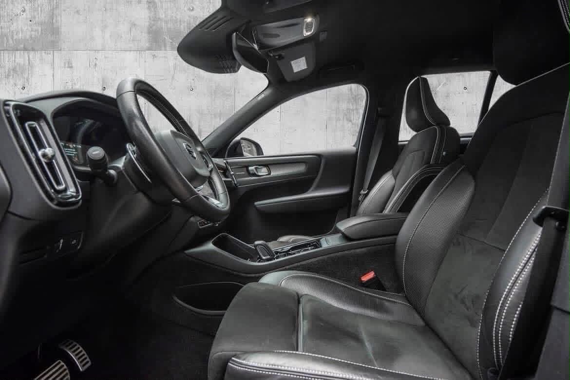 VOLVO XC40 - photo 9