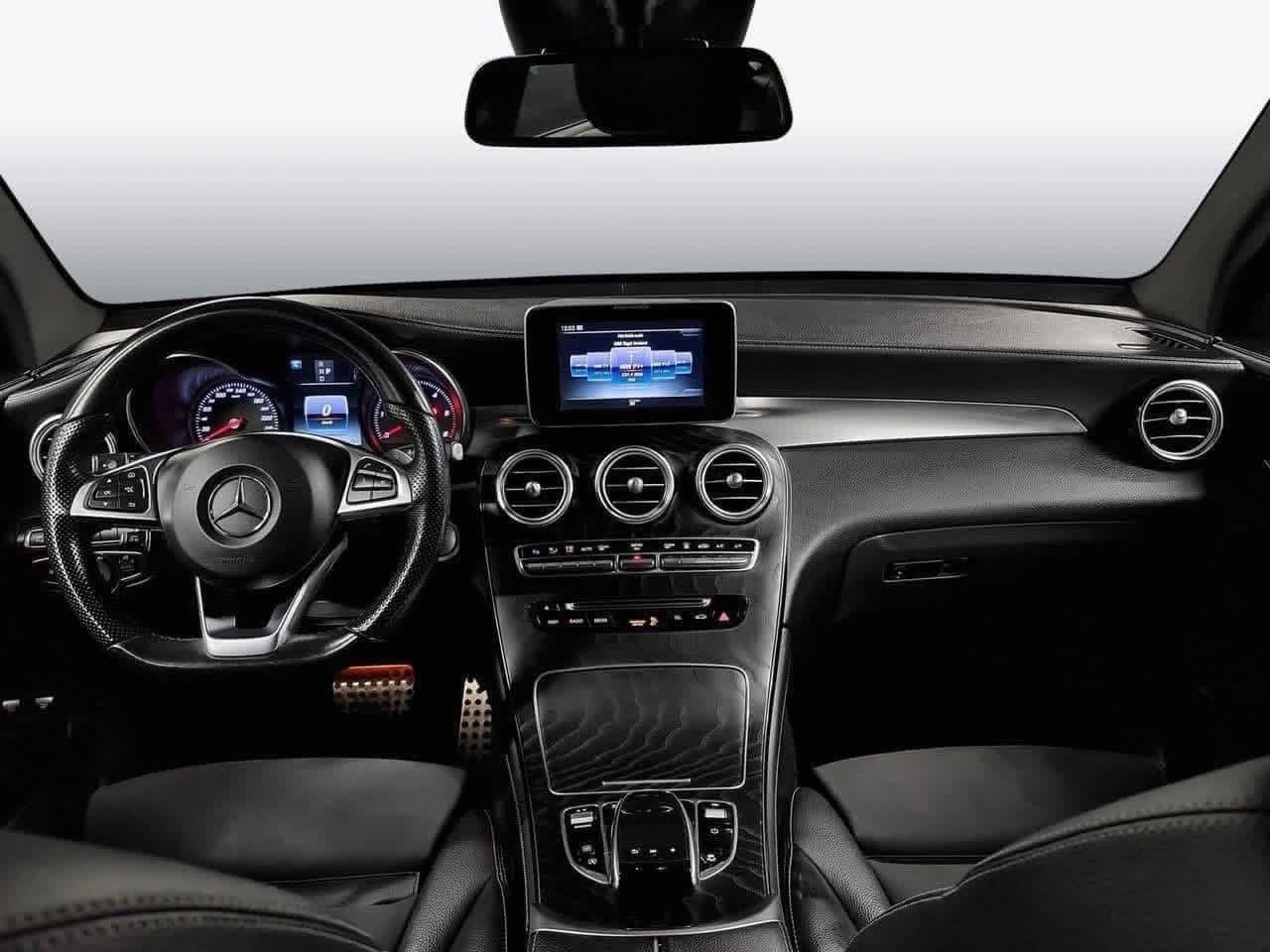 MERCEDES GLC 250D 4 MATIC COUPE AMG - photo 4