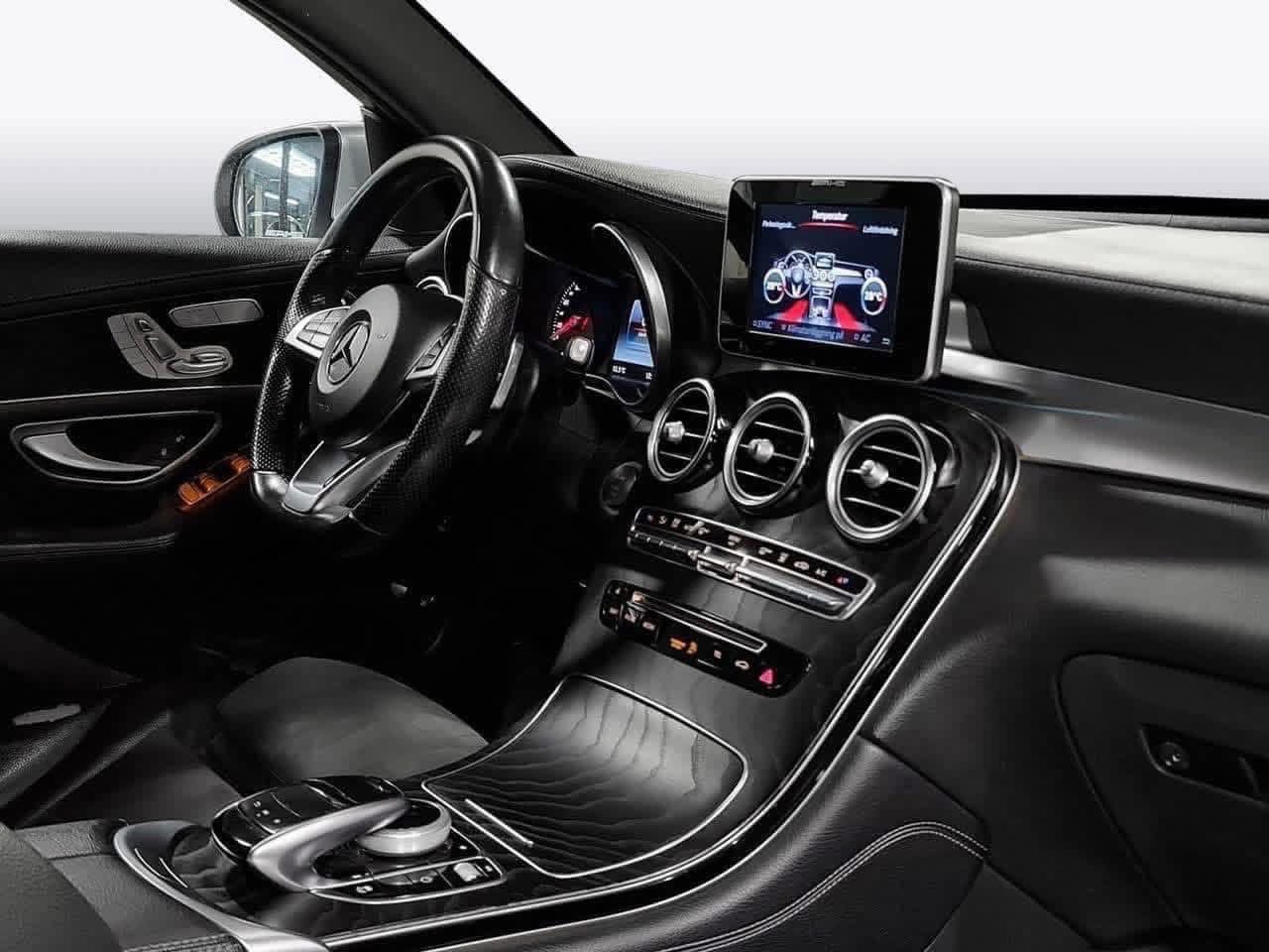 MERCEDES GLC 250D 4 MATIC COUPE AMG - photo 14