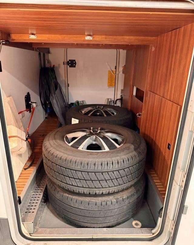 FIAT ADRIA CORAL S 670 SL - photo 18
