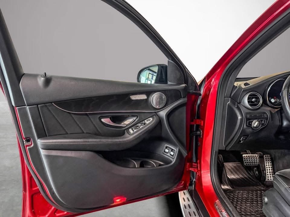 MERCEDES-BENZ GLC 300 e 4MATIC AMG - photo 17