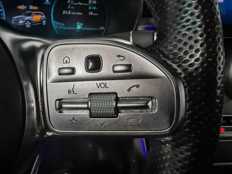 MERCEDES-BENZ GLC 300 e 4MATIC AMG - photo 6