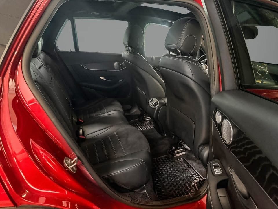 MERCEDES-BENZ GLC 300 e 4MATIC AMG - photo 13