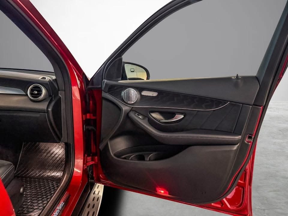 MERCEDES-BENZ GLC 300 e 4MATIC AMG - photo 11