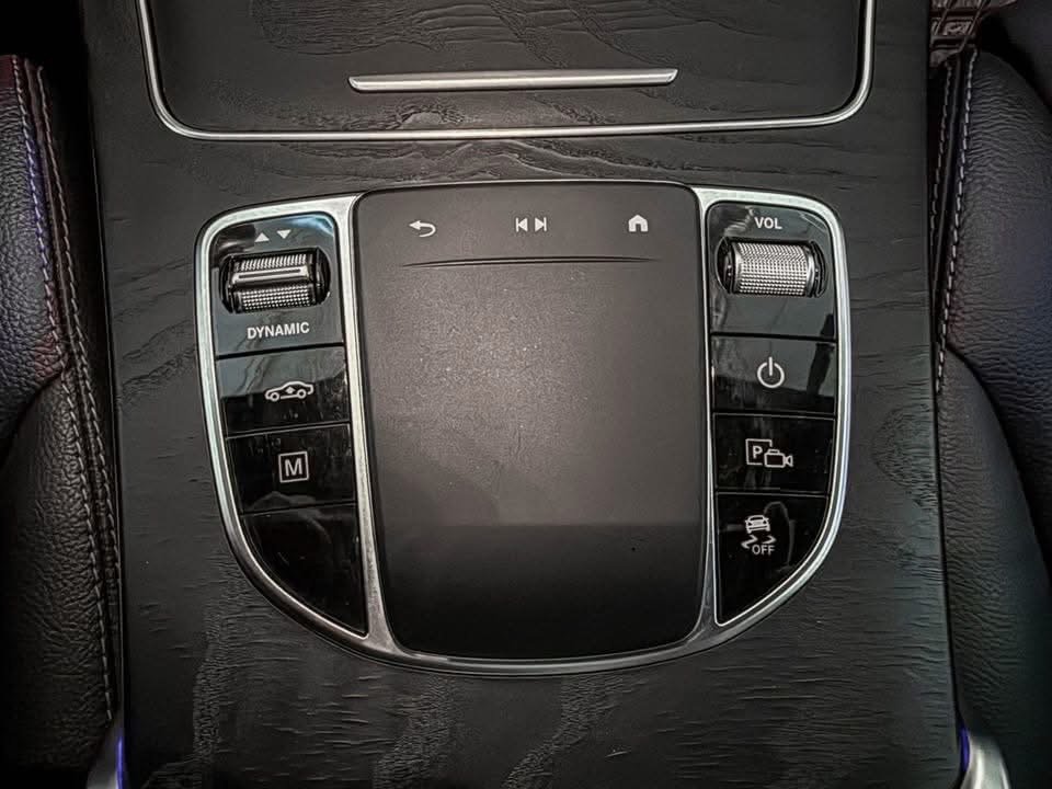 MERCEDES-BENZ GLC 300 e 4MATIC AMG - photo 8