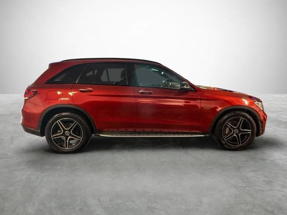 MERCEDES-BENZ GLC 300 e 4MATIC AMG - photo 23