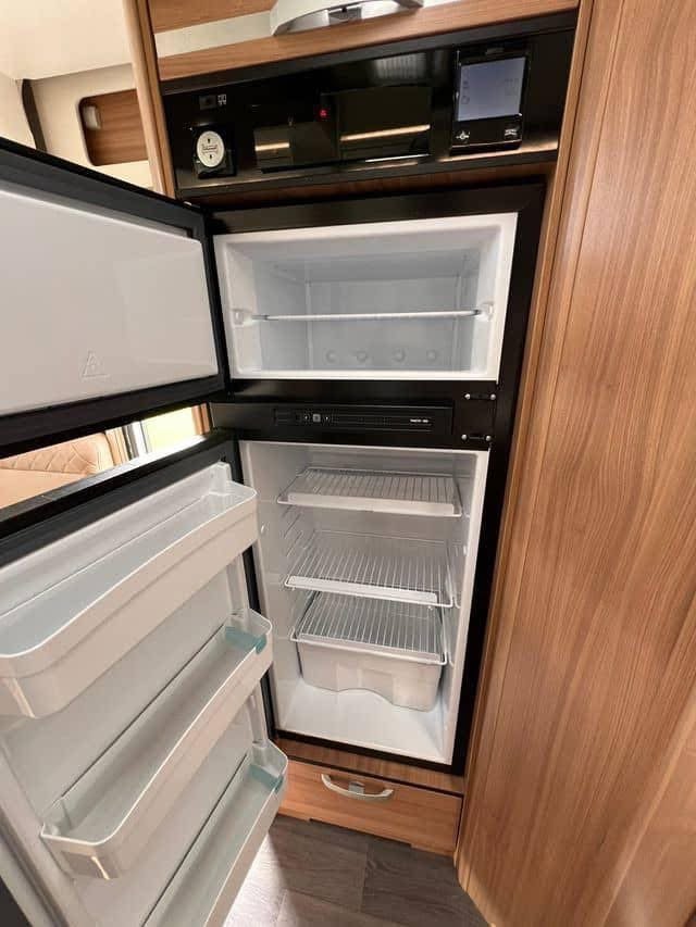 ADRIA MATRIX M 670 SL SUPREME - photo 13