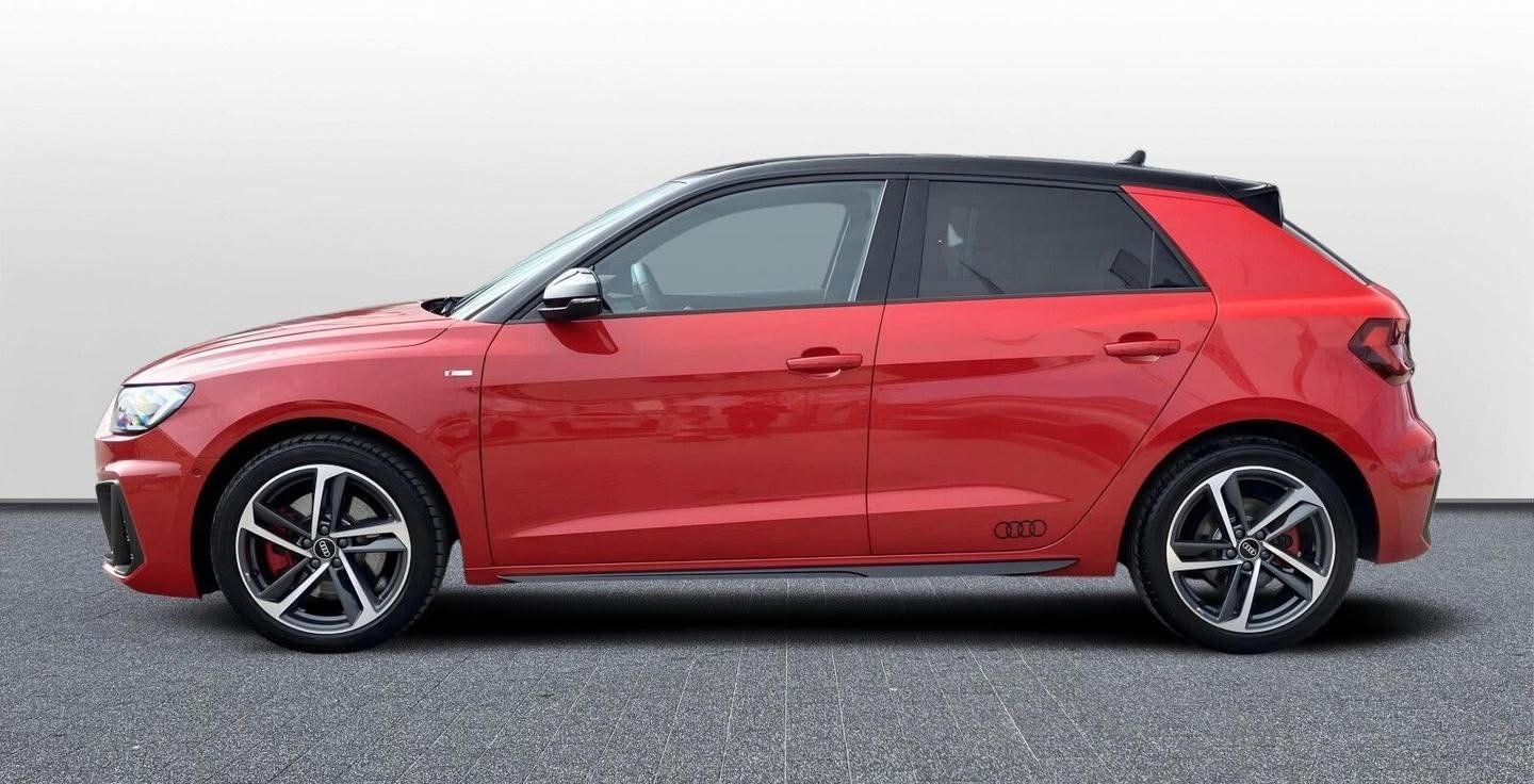 AUDI A1 SPORTBACK S LINE 40 - photo 2
