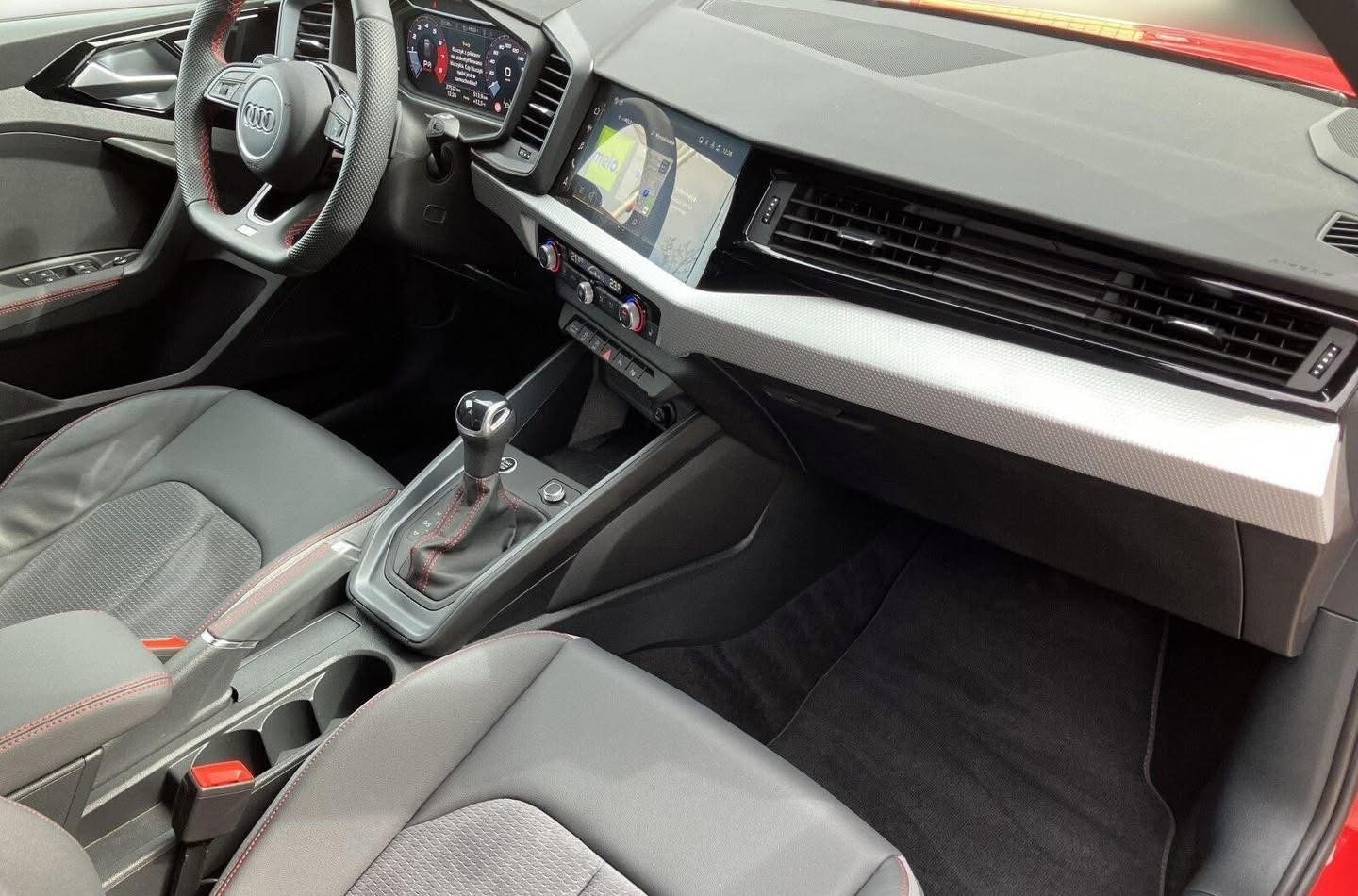 AUDI A1 SPORTBACK S LINE 40 - photo 8