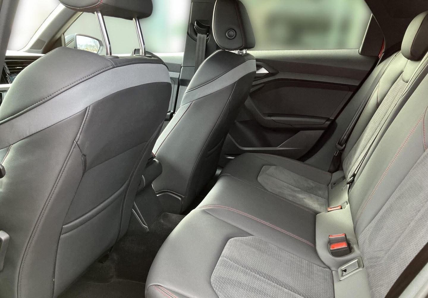 AUDI A1 SPORTBACK S LINE 40 - photo 10