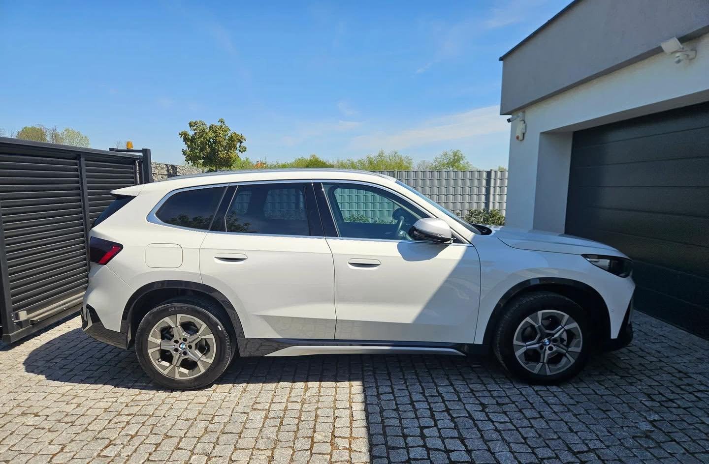 BMW X1 sDRIVE18i Xline - photo 2