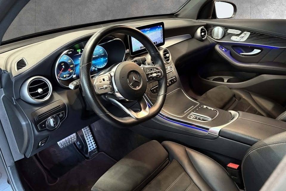 Mercedes-Benz Glc 300e 4Matic AMG - photo 15