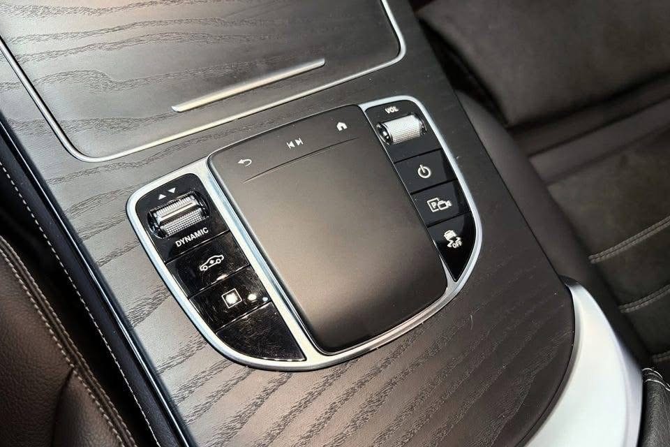 Mercedes-Benz Glc 300e 4Matic AMG - photo 25