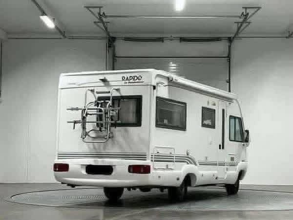 Mercedes Rapido 972 M - photo 3