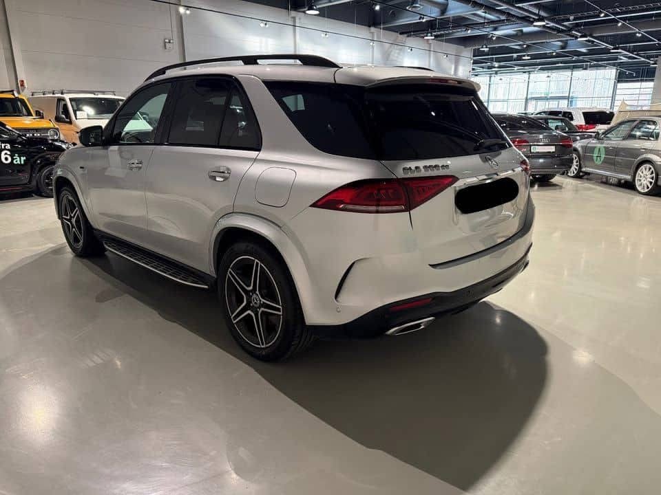 Mercedes-Benz GLE 350de 4MATIC AMG - photo 34
