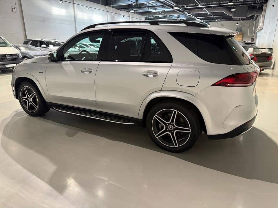Mercedes-Benz GLE 350de 4MATIC AMG - photo 33
