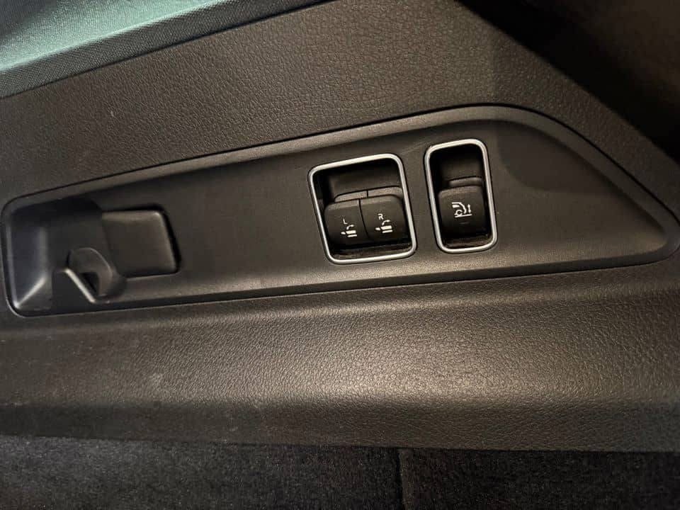 Mercedes-Benz GLE 350de 4MATIC AMG - photo 24