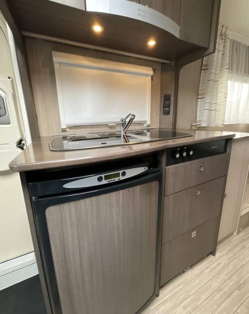 DETHLEFFS GLOBE S 685 - photo 8