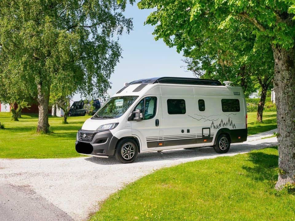 FIAT BURSTNER CAMPEO BLACK FOREST 640 - photo 31