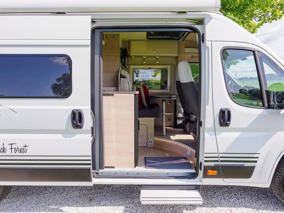 FIAT BURSTNER CAMPEO BLACK FOREST 640 - photo 20