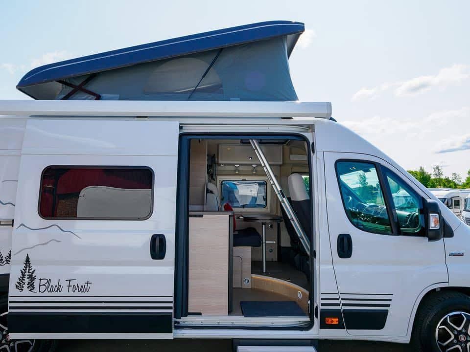 FIAT BURSTNER CAMPEO BLACK FOREST 640 - photo 30