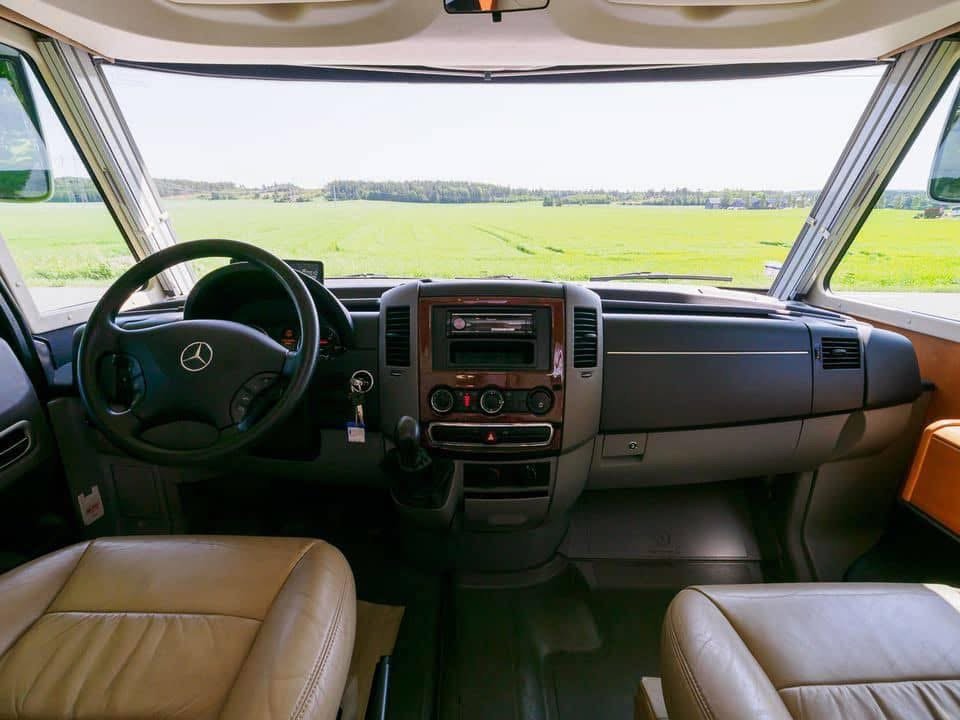 MERCEDES RAPIDO 99M - photo 16