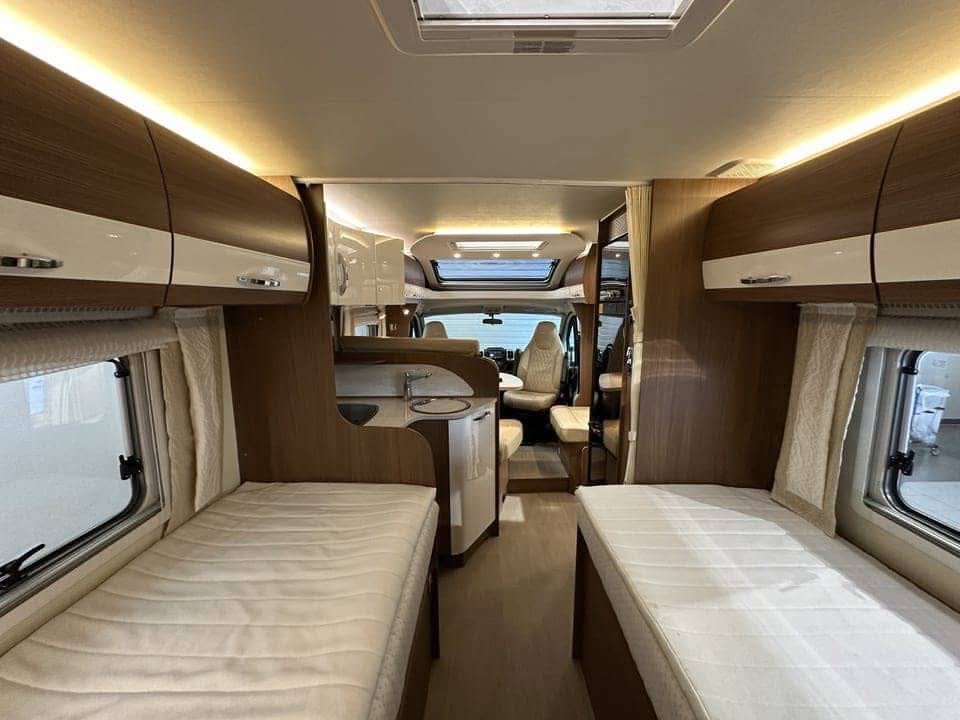 BURSTNER NEXXO T 720 - photo 8