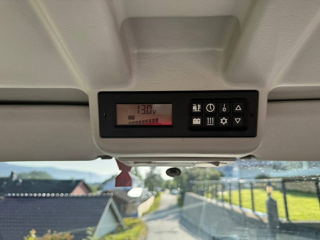 VOLKSWAGEN MULTIVAN CALIFORNIA EXCLUSIVE - photo 15