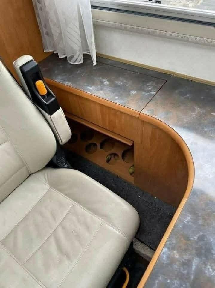 MERCEDES HYMER S 510 - photo 21