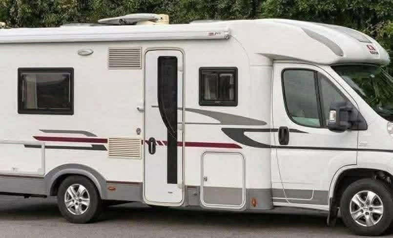 ADRIA CORAL S 670 SL - photo 34