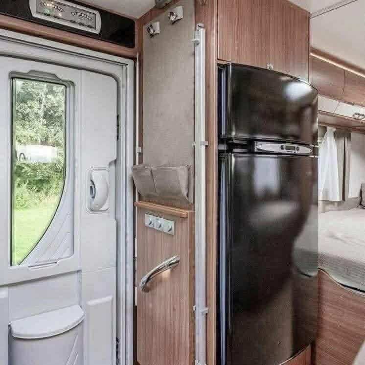 ADRIA CORAL S 670 SL - photo 14