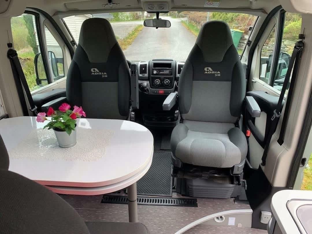 ADRIA TWIN 600 SPT - photo 4