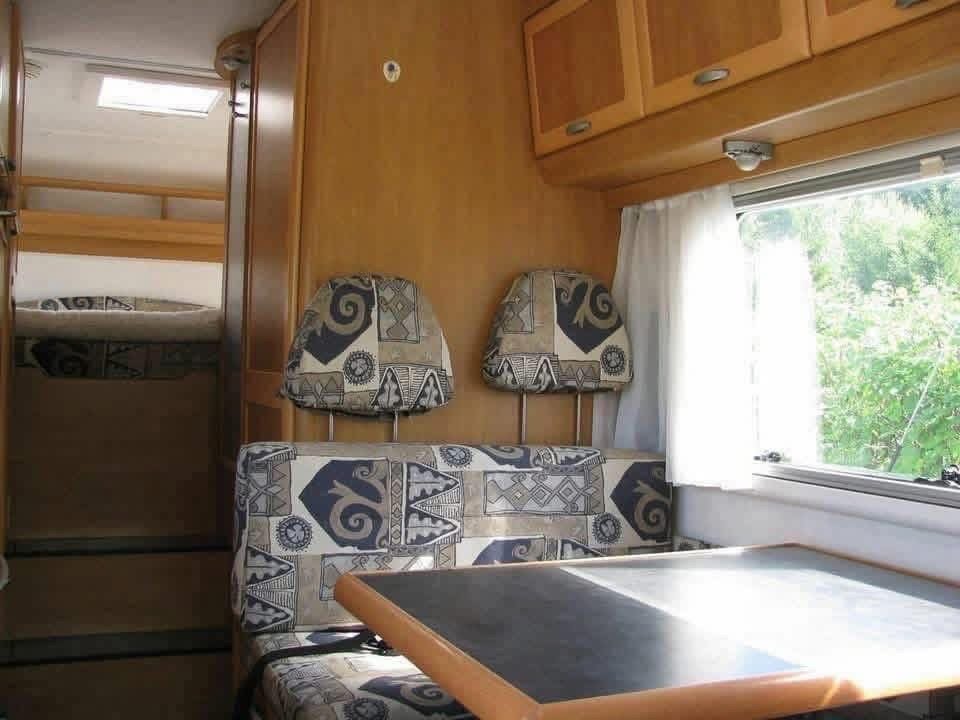 HYMER B 644 2.8JTD - photo 14