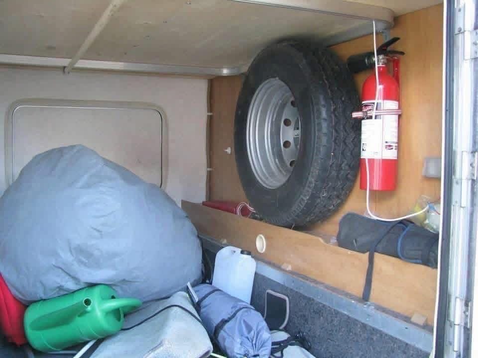 HYMER B 644 2.8JTD - photo 23