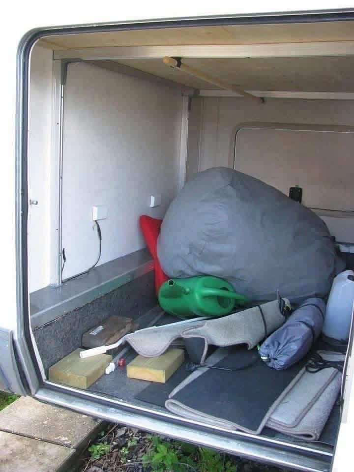 HYMER B 644 2.8JTD - photo 26