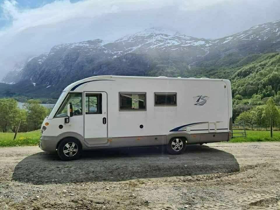 BURSTNER ELEGANCE i685 - photo 2