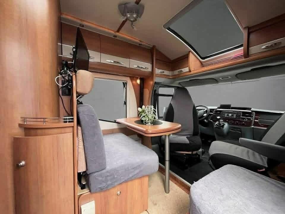 HOBBY VAN EXCLUSIVE - photo 8