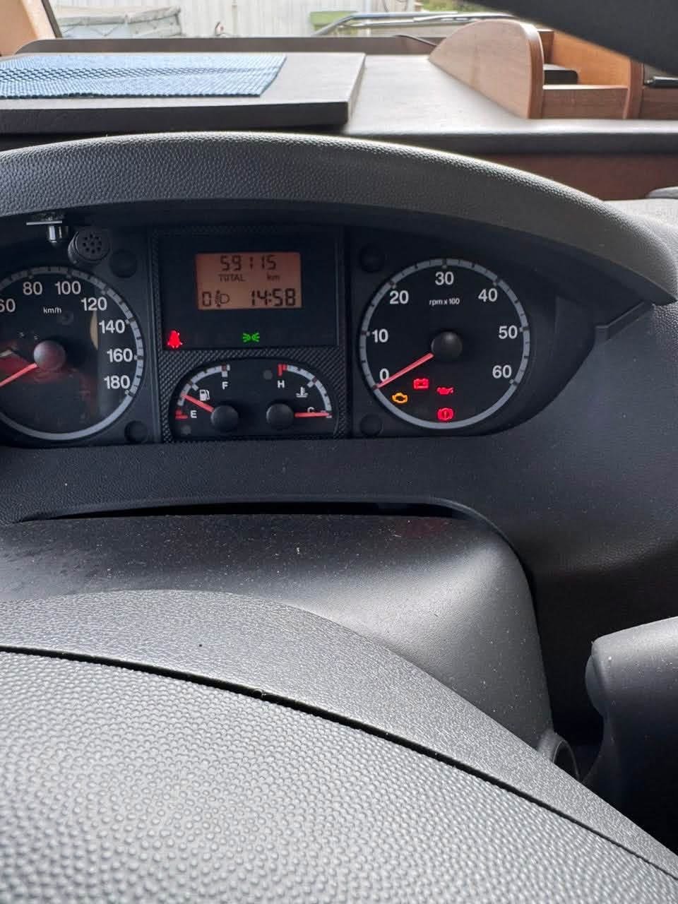 EURA MOBIL IS700EB - photo 17