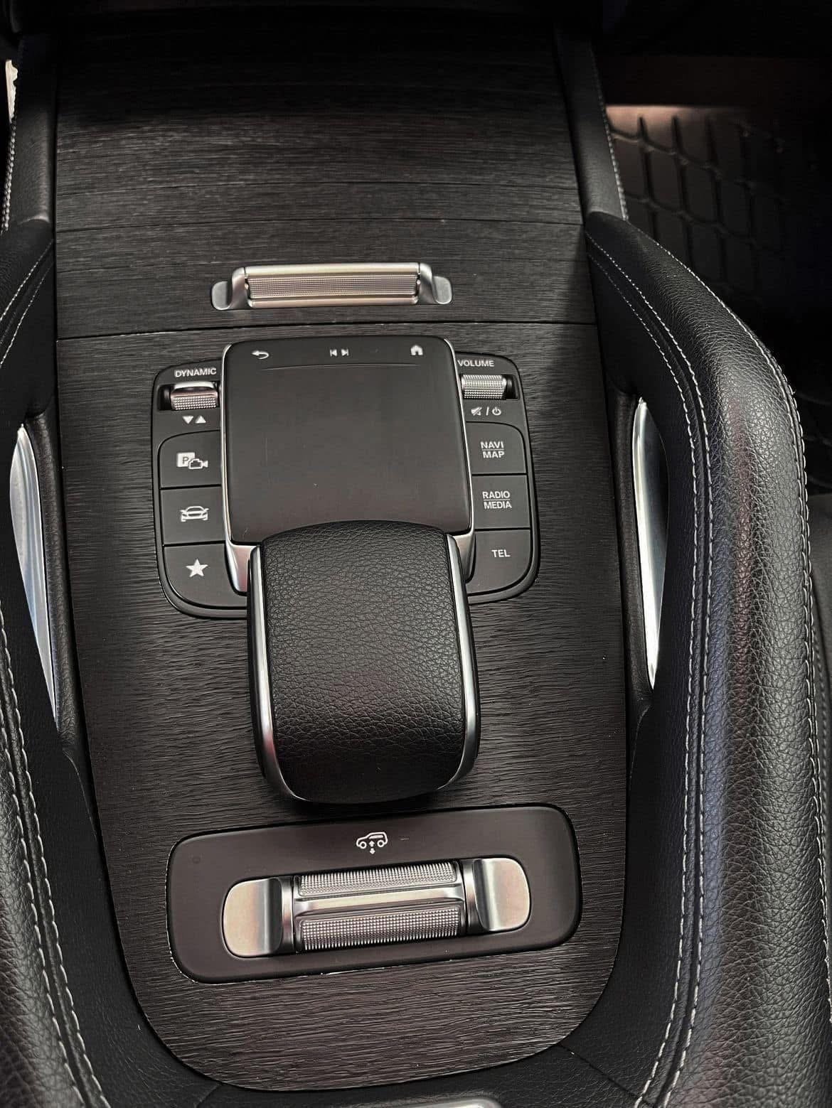 MERCEDES-BENZ GLE - photo 11