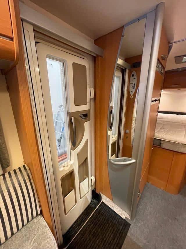 RENAULT KNAUS SUN TI DCI - photo 26