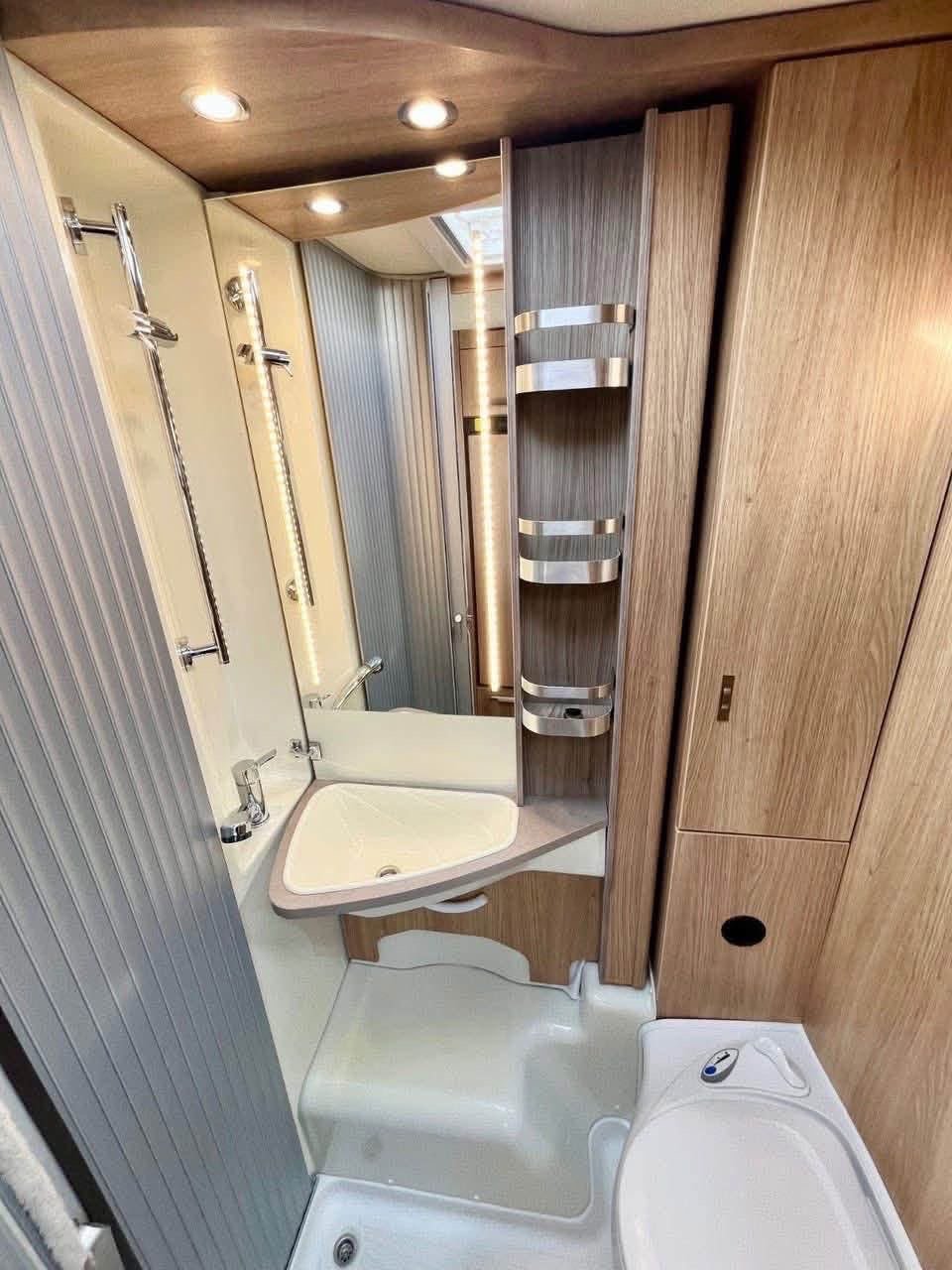 KNAUS SKY 650 - photo 14