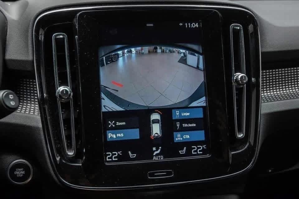 VOLVO XC40 - photo 15