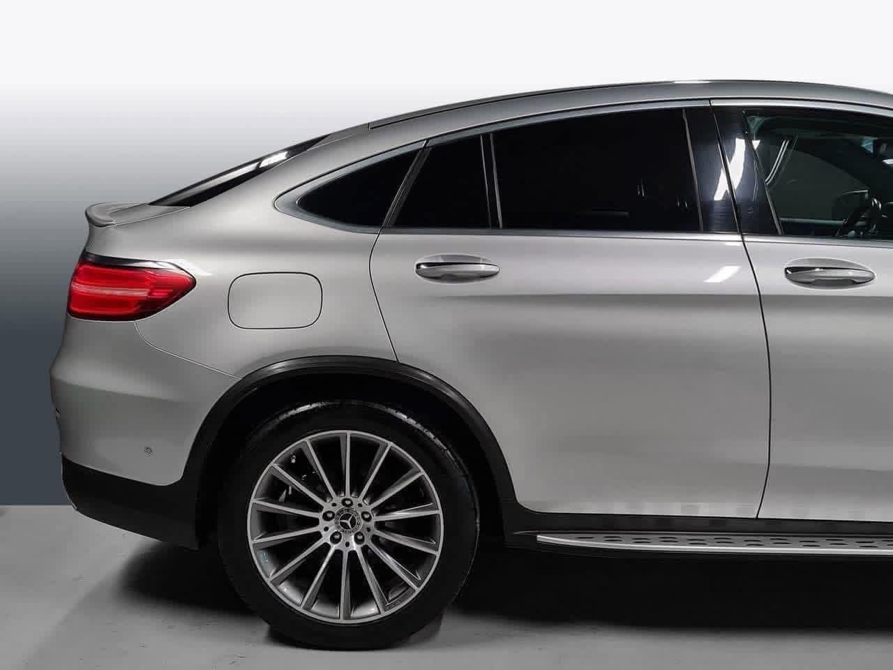 MERCEDES GLC 250D 4 MATIC COUPE AMG - photo 34