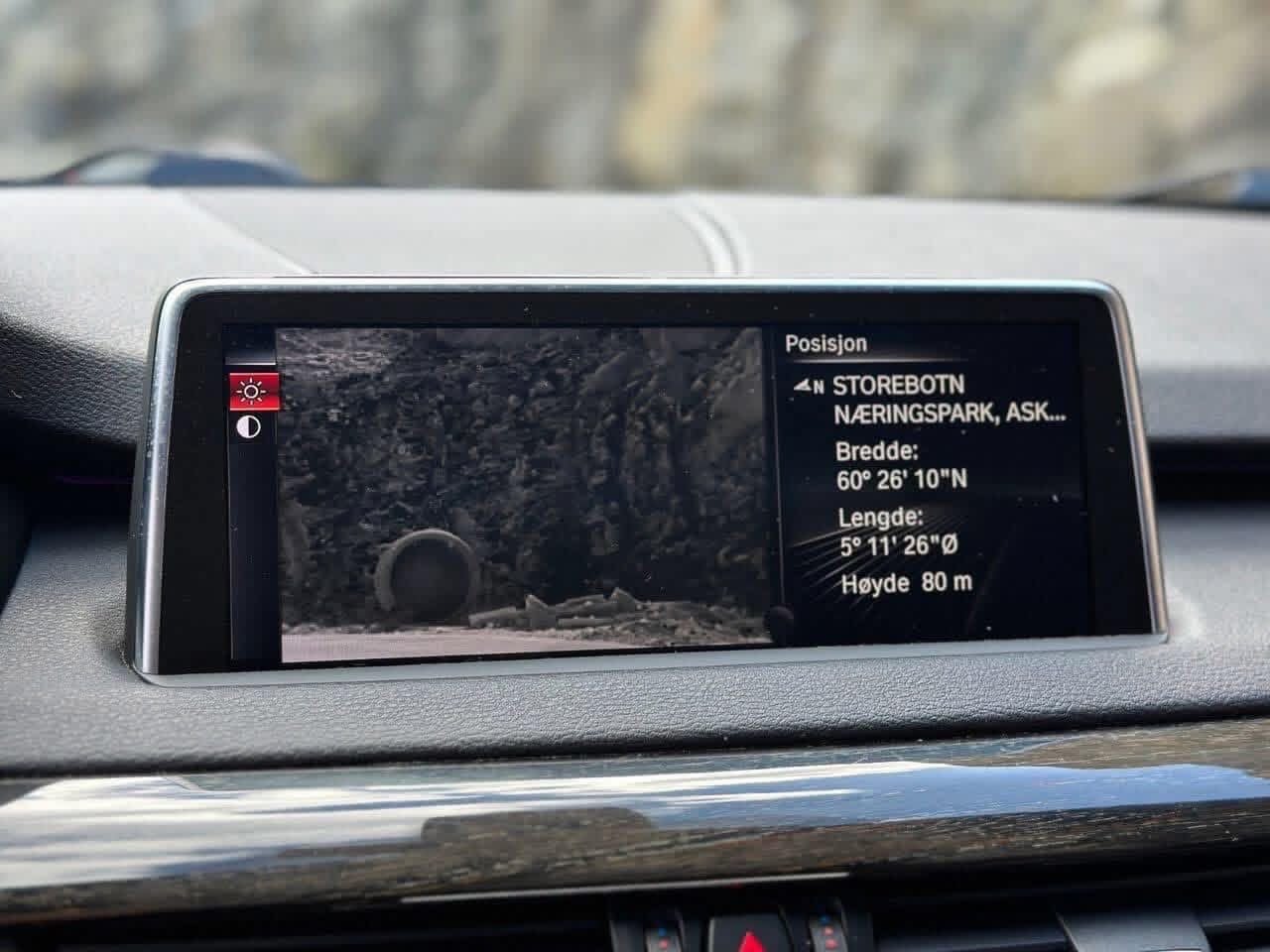 BMW X5 M50d - photo 13
