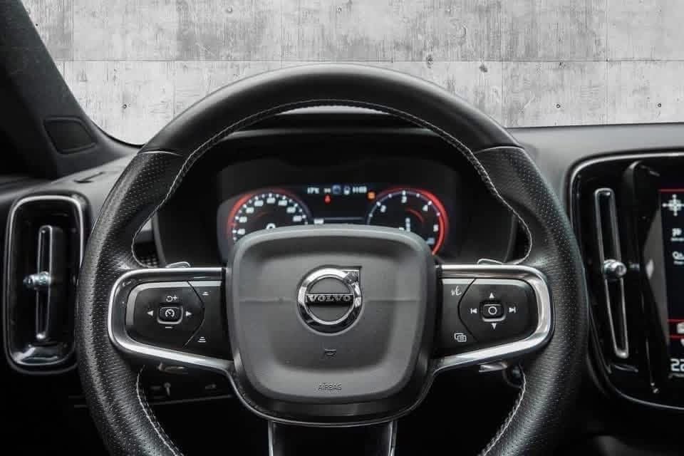 VOLVO XC40 - photo 10
